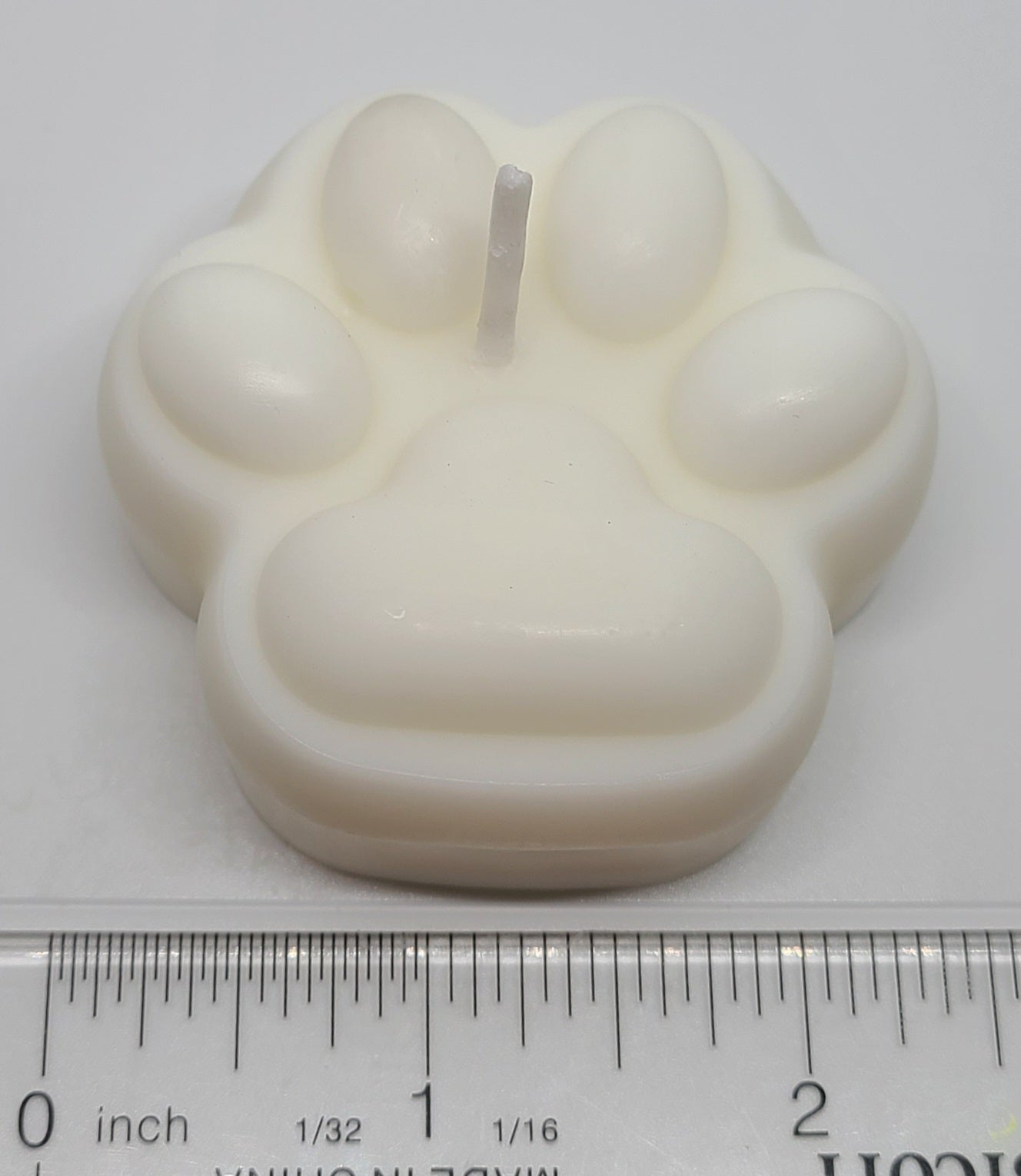 No Colour - Paw Candle