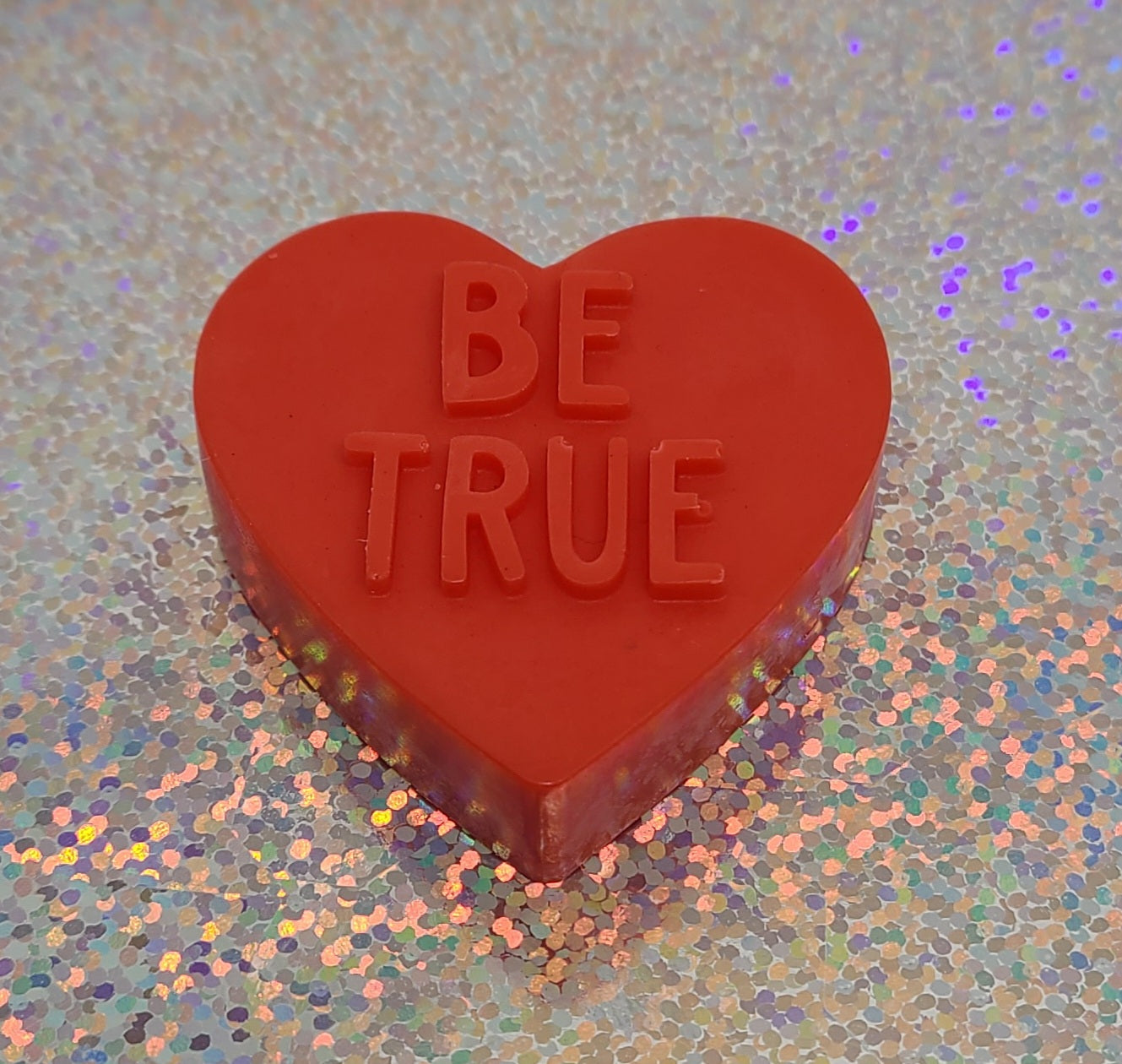 'BE TRUE' Heart Melt - Red