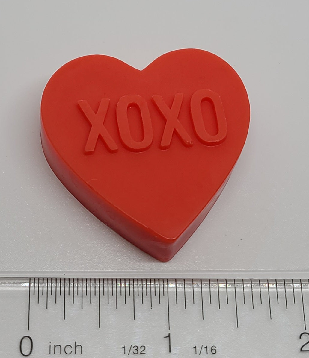 'XOXO' Heart Melt - Red